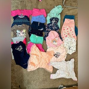 #38 a lot of clothes for a girl 18-24m
